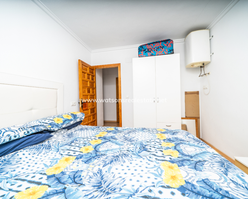 Resale - Reihenhaus - Urb. La Marina