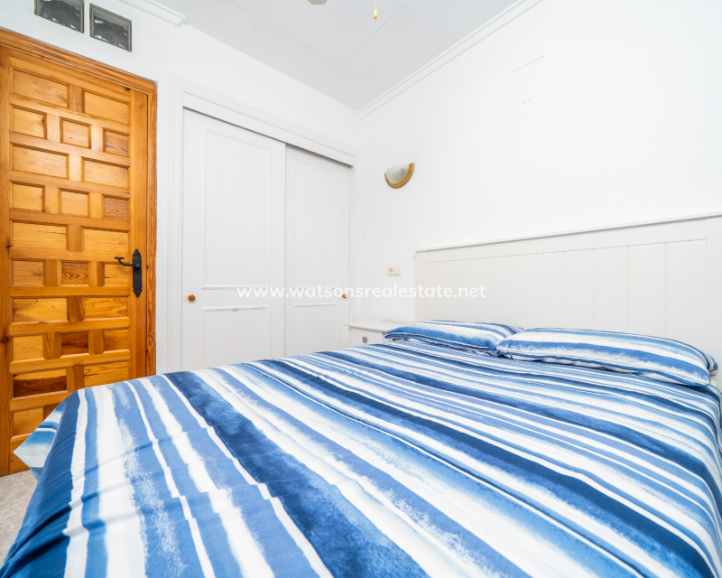 Resale - Reihenhaus - Urb. La Marina