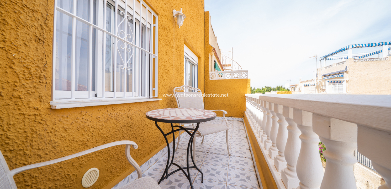 Resale - Reihenhaus - Urb. La Marina