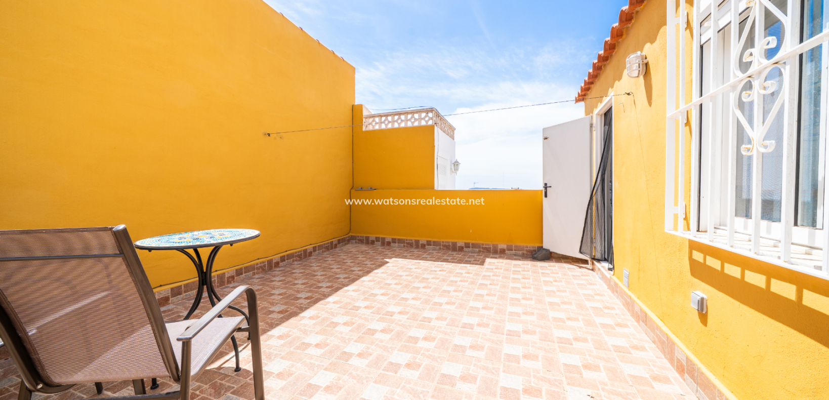 Resale - Reihenhaus - Urb. La Marina