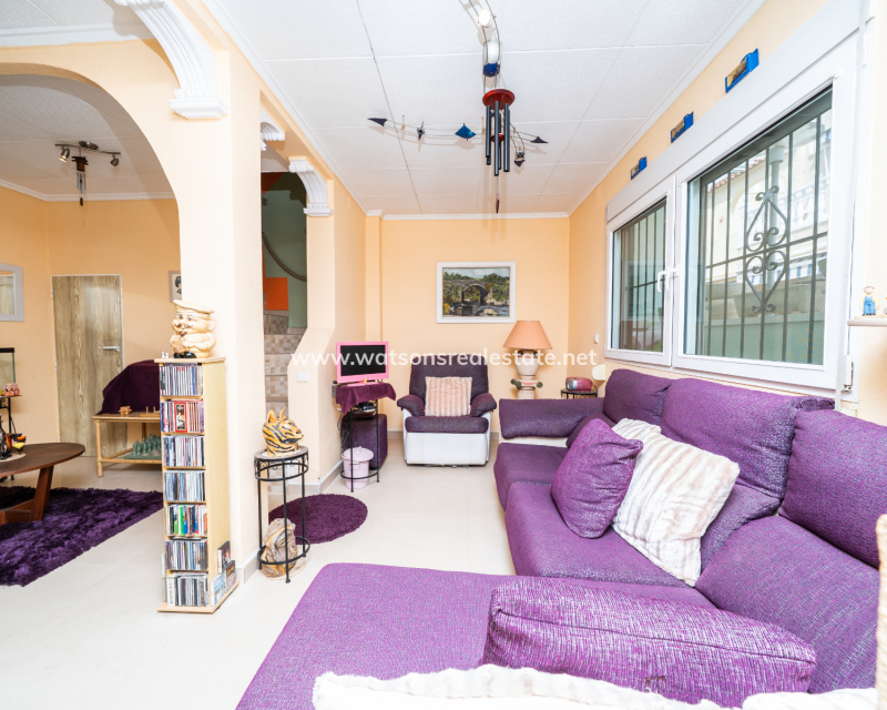 Resale - Reihenhaus - Urb. La Marina