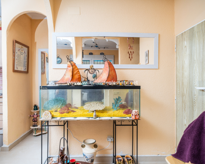 Resale - Reihenhaus - Urb. La Marina