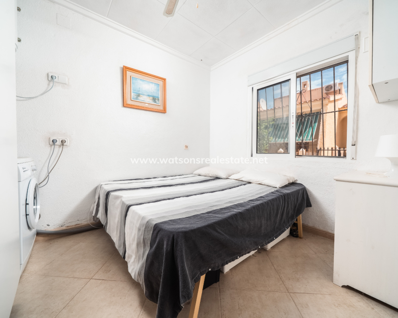 Resale - Reihenhaus - Urb. La Marina