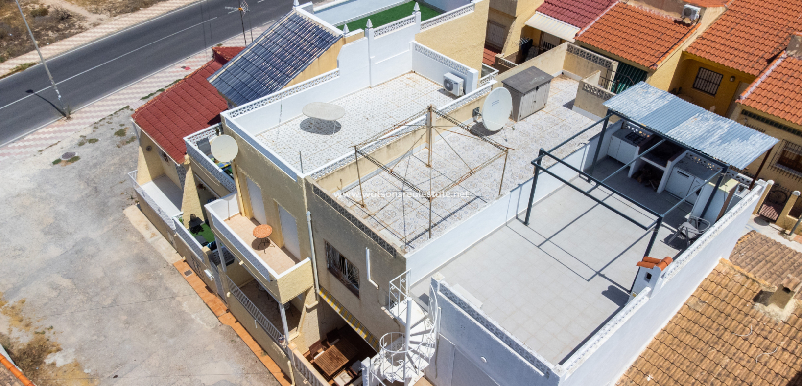 Resale - Reihenhaus - Urb. La Marina