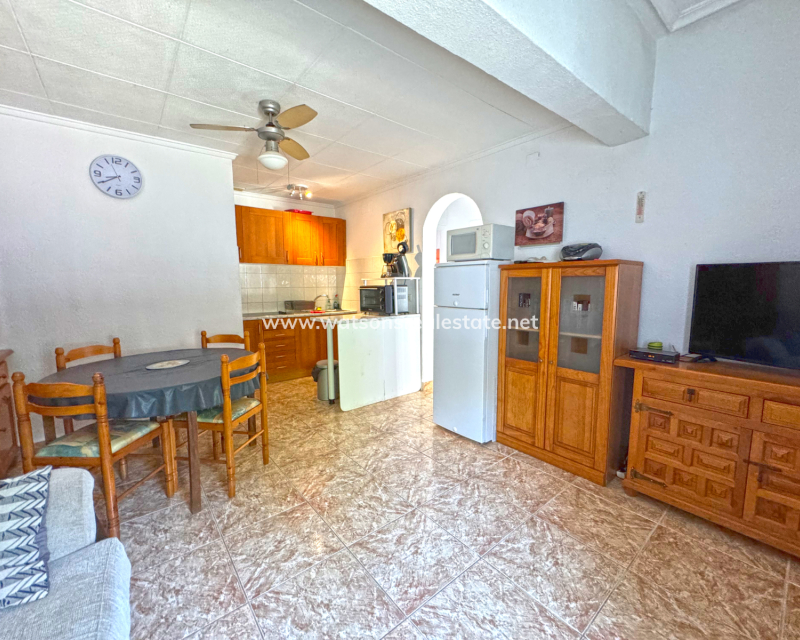 Resale - Reihenhaus - Urb. La Marina