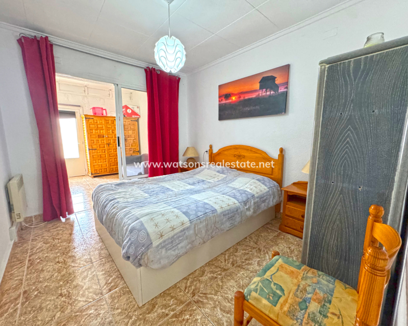 Resale - Reihenhaus - Urb. La Marina