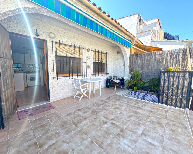 Resale - Reihenhaus - Urb. La Marina