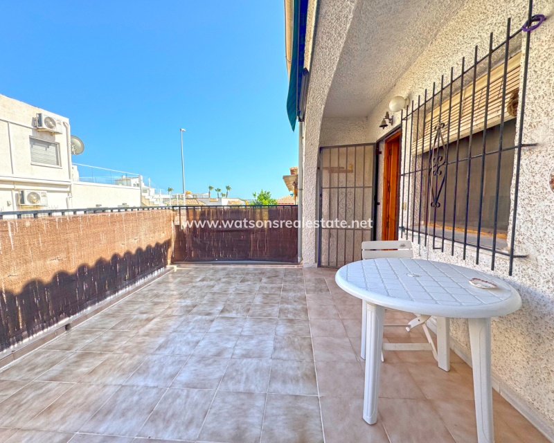 Resale - Reihenhaus - Urb. La Marina