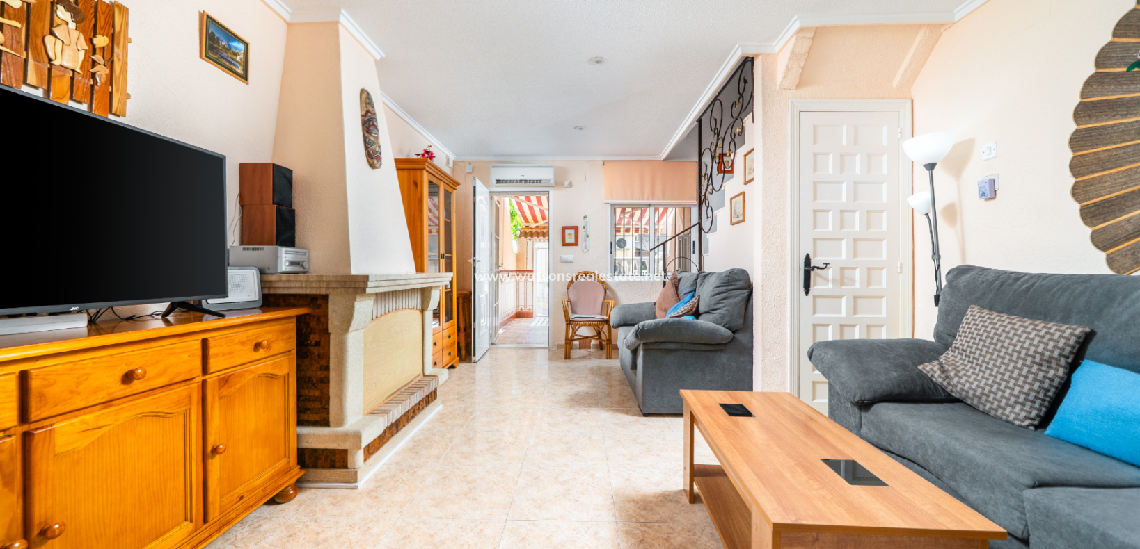 Resale - Reihenhaus - Urb. La Marina