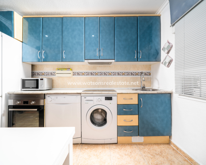 Resale - Reihenhaus - Urb. La Marina