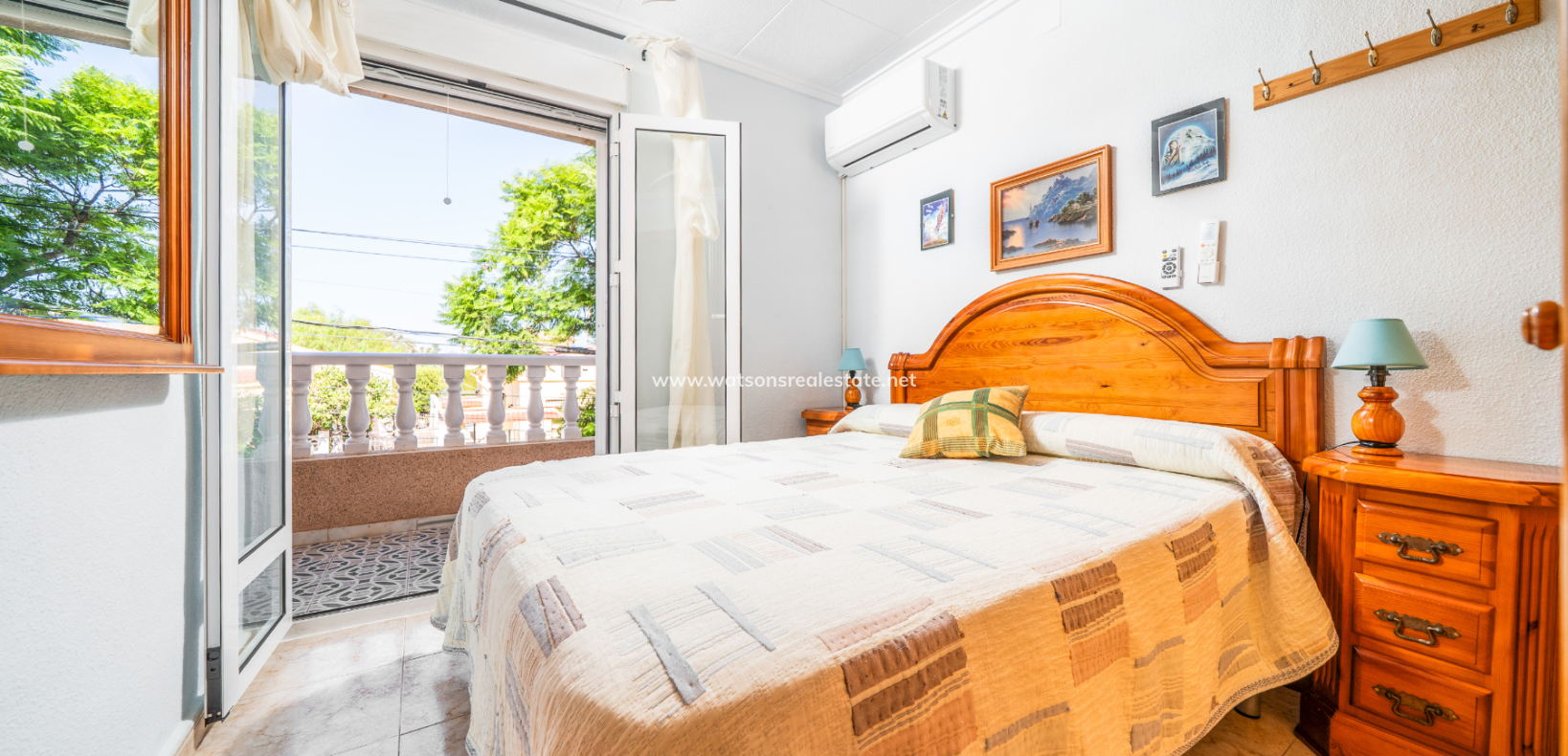 Resale - Reihenhaus - Urb. La Marina