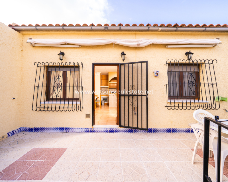 Resale - Reihenhaus - Urb. La Marina