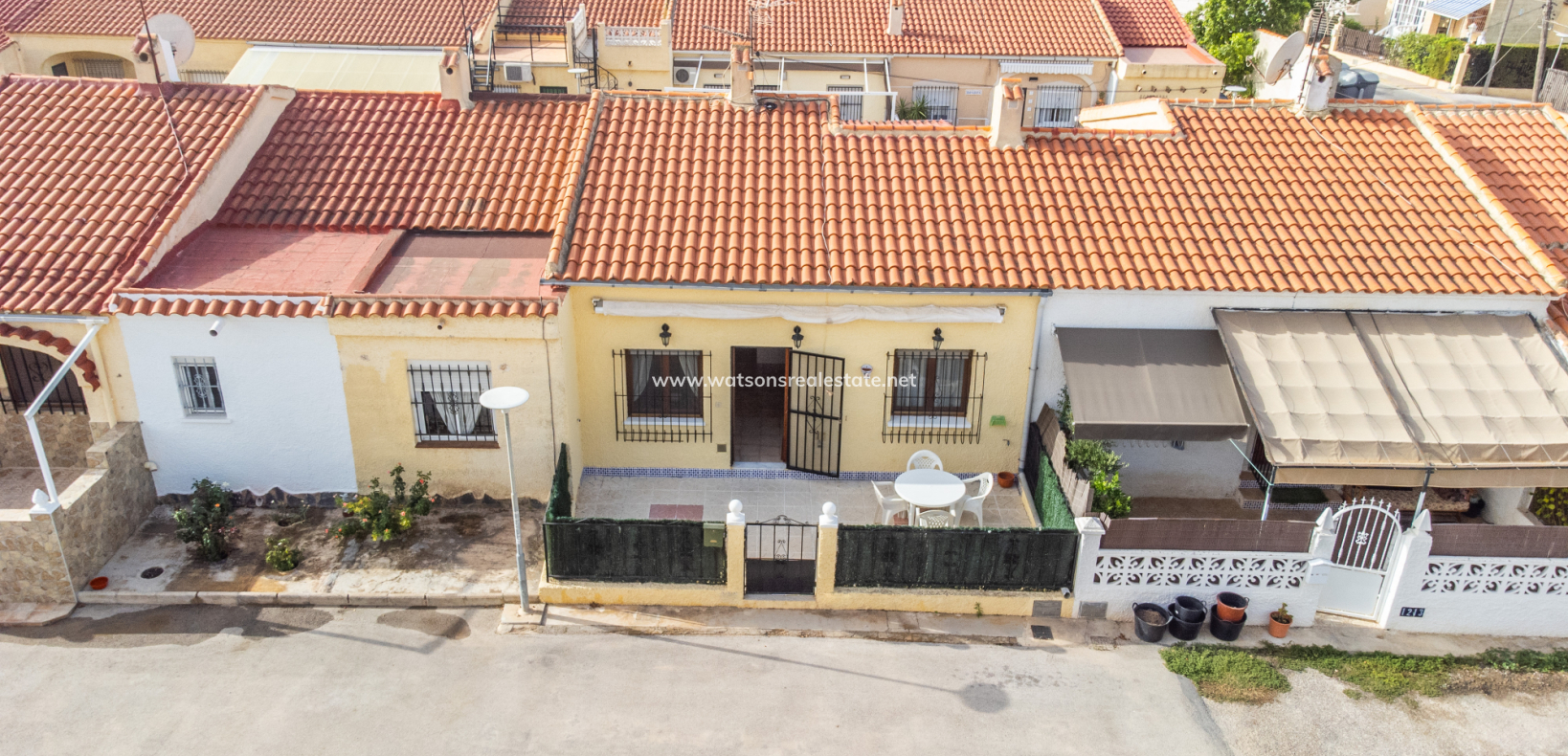 Resale - Reihenhaus - Urb. La Marina