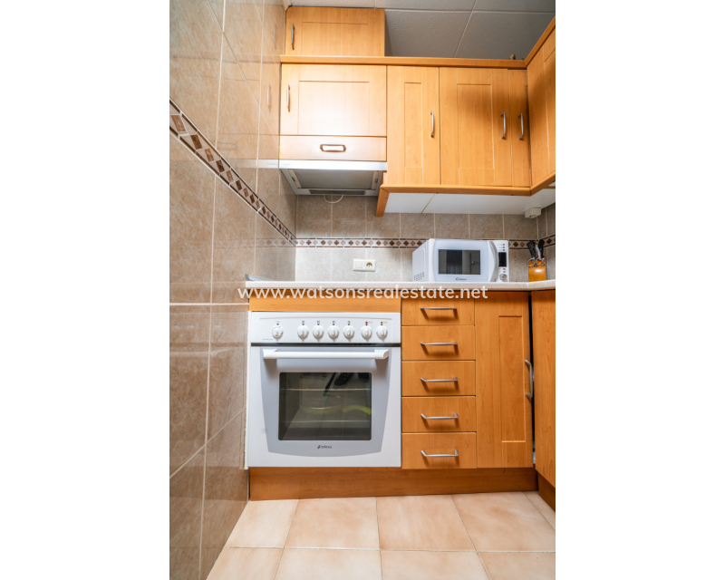 Resale - Reihenhaus - Urb. La Marina