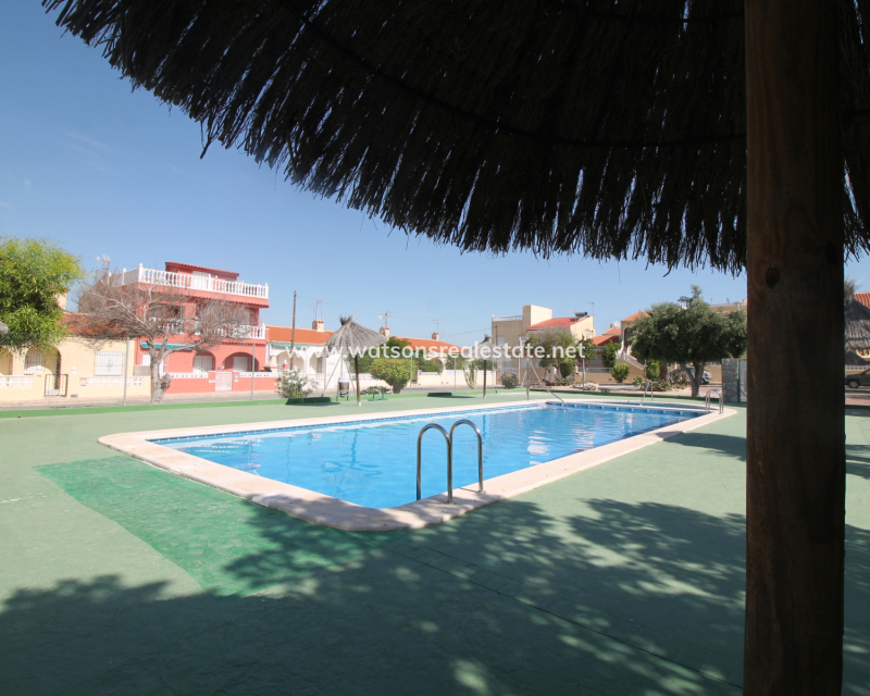 Resale - Reihenhaus - Urb. La Marina