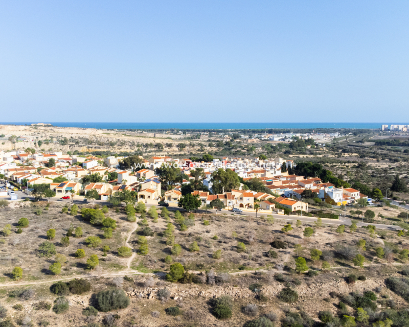 Resale - Reihenhaus - Urb. La Marina