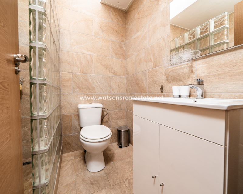 Resale - Reihenhaus - Urb. La Marina