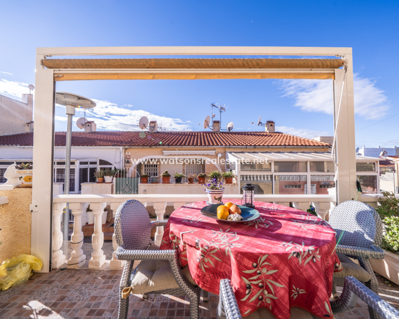 Resale - Reihenhaus - Urb. La Marina