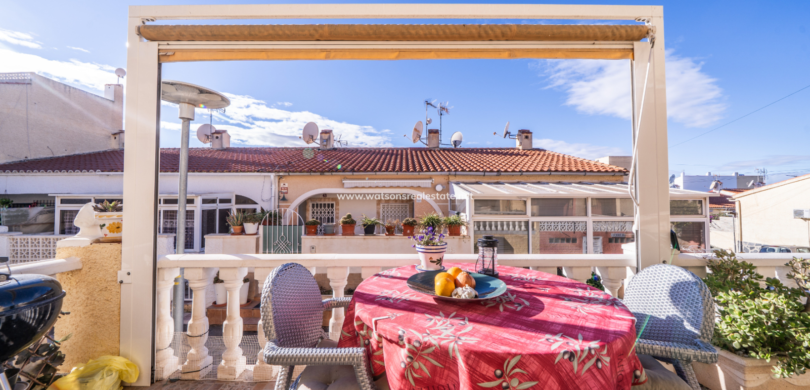 Resale - Reihenhaus - Urb. La Marina