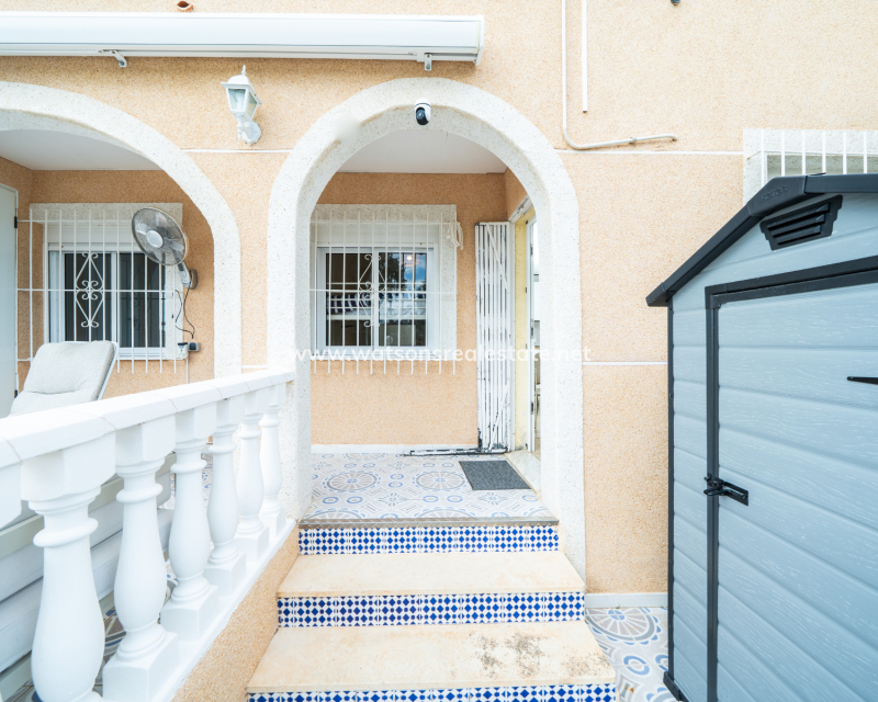 Resale - Reihenhaus - Urb. La Marina