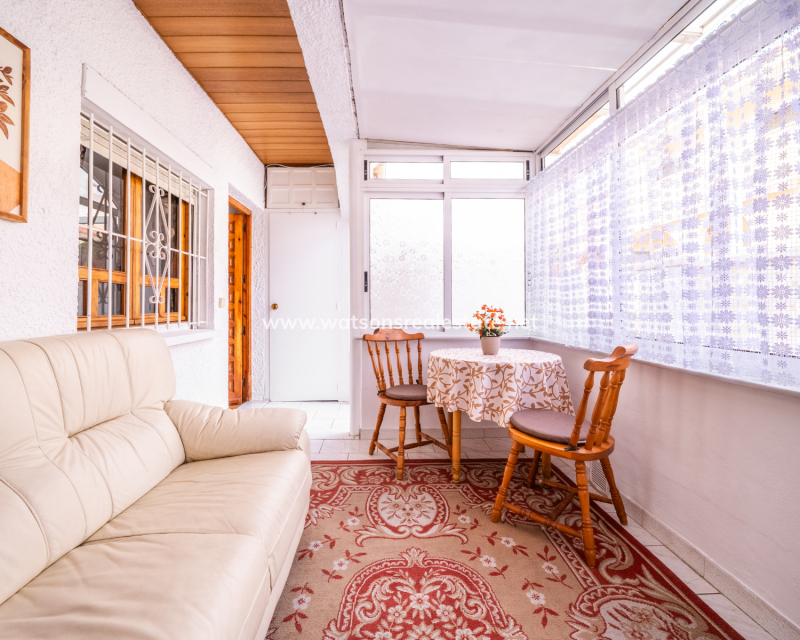 Resale - Reihenhaus - Urb. La Marina