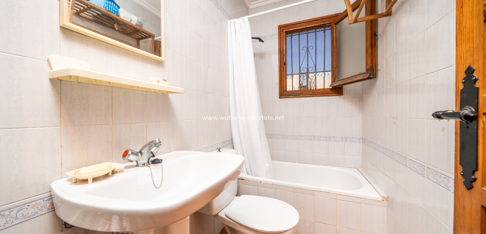 Resale - Reihenhaus - Urb. La Marina