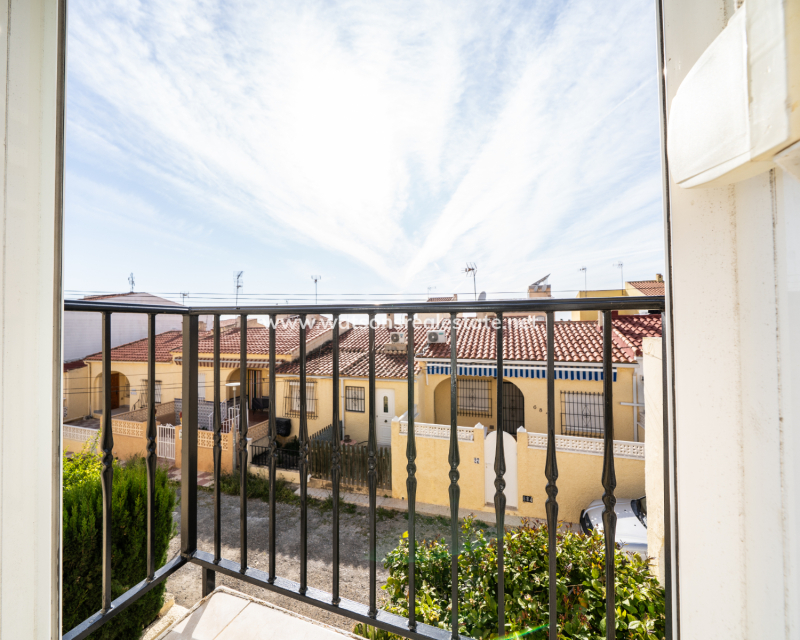 Resale - Reihenhaus - Urb. La Marina