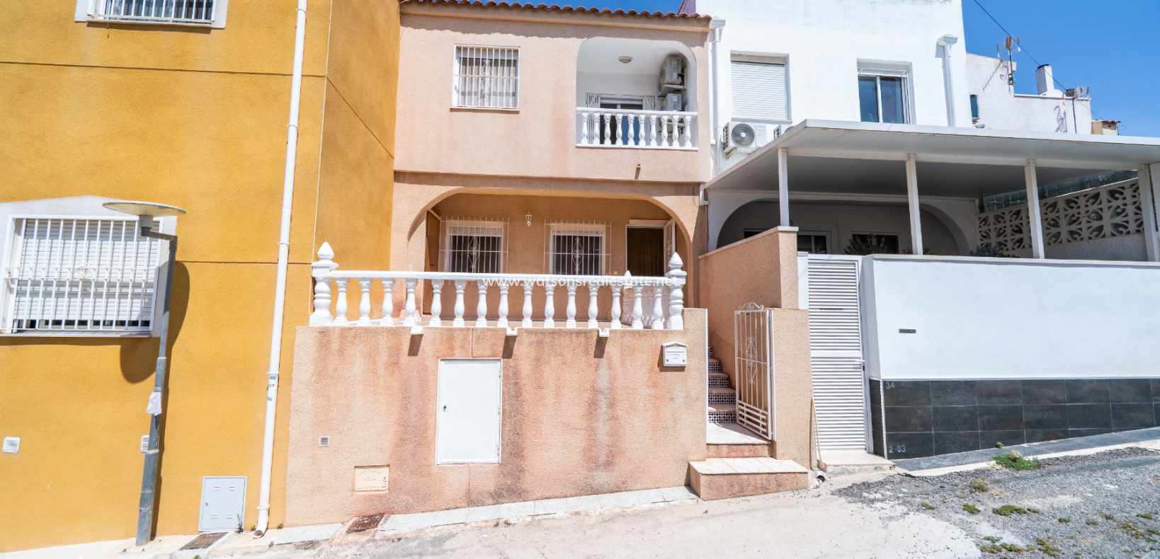 Resale - Reihenhaus - Urb. La Marina