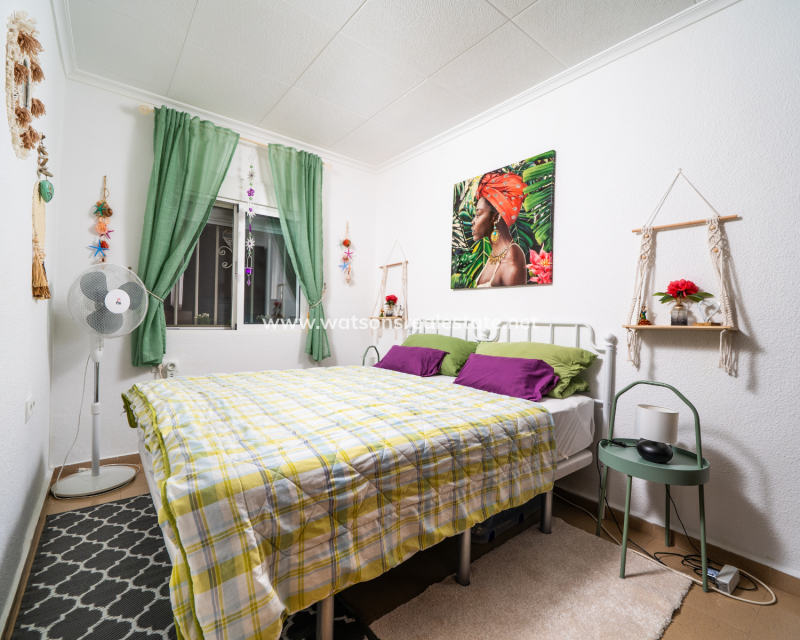 Resale - Reihenhaus - Urb. La Marina