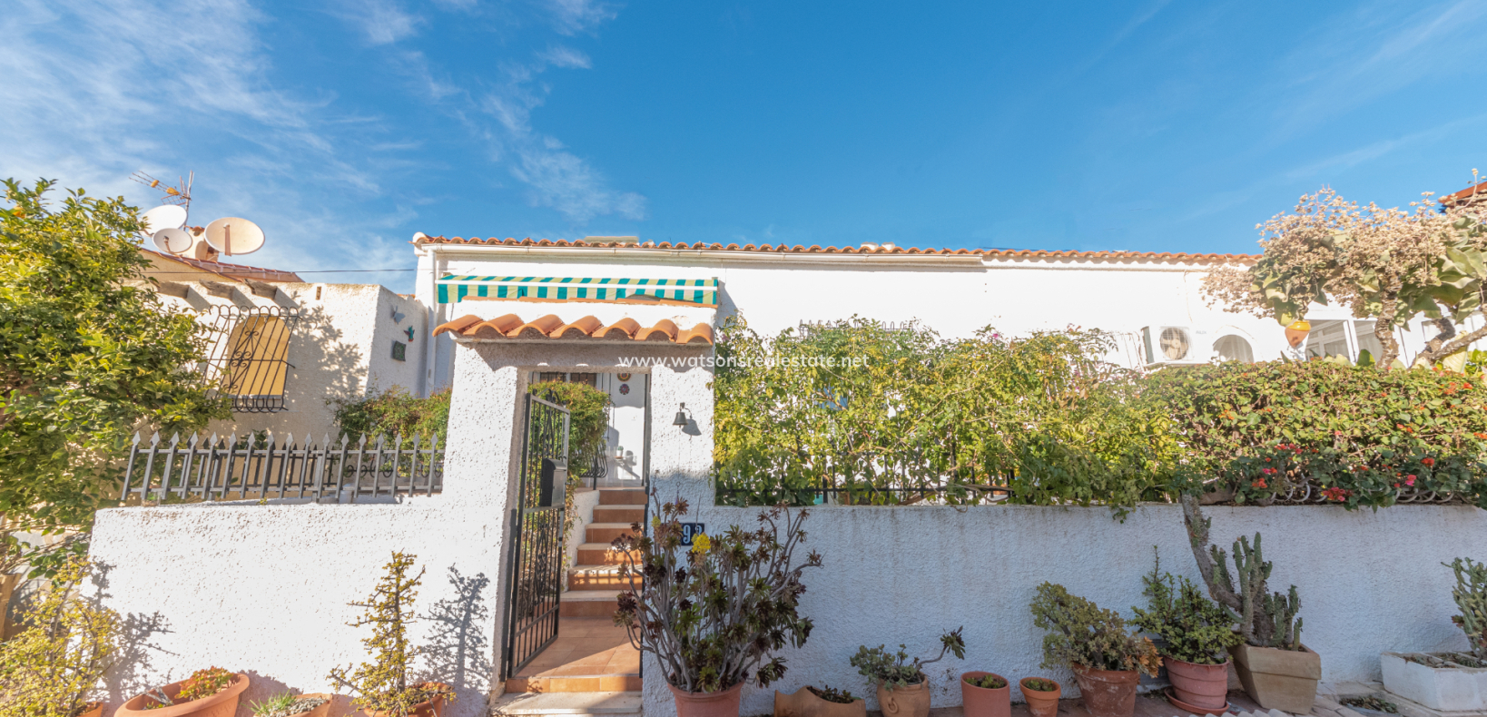 Resale - Reihenhaus - Urb. La Marina