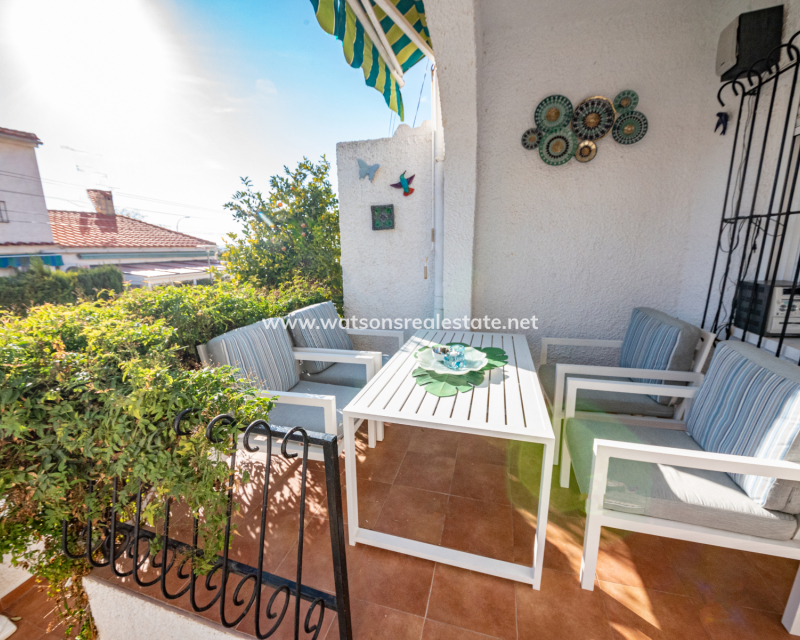 Resale - Reihenhaus - Urb. La Marina