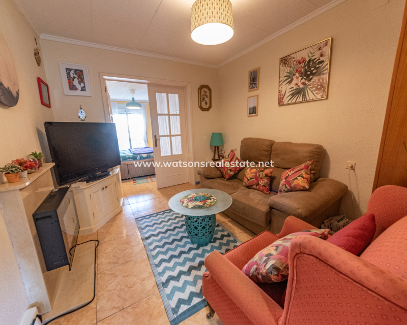 Resale - Reihenhaus - Urb. La Marina