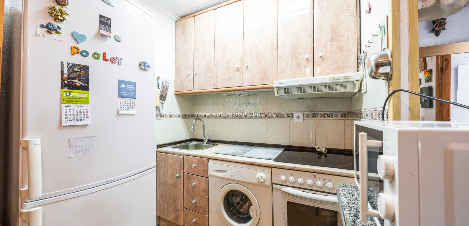 Resale - Reihenhaus - Urb. La Marina