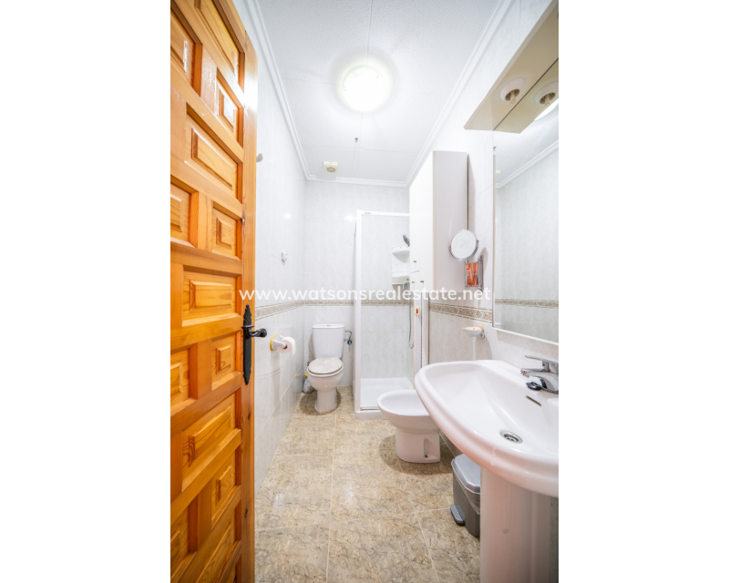 Resale - Reihenhaus - Urb. La Marina