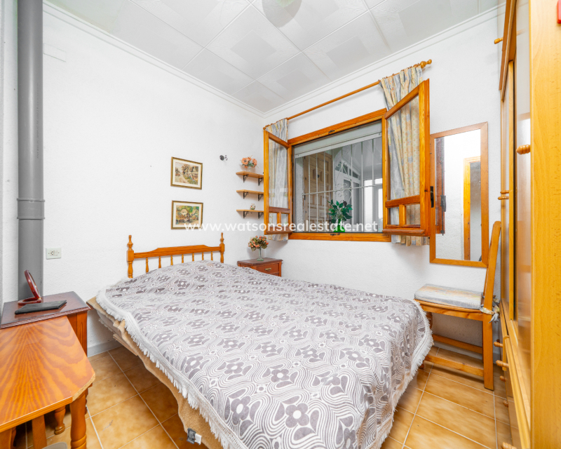 Resale - Reihenhaus - Urb. La Marina