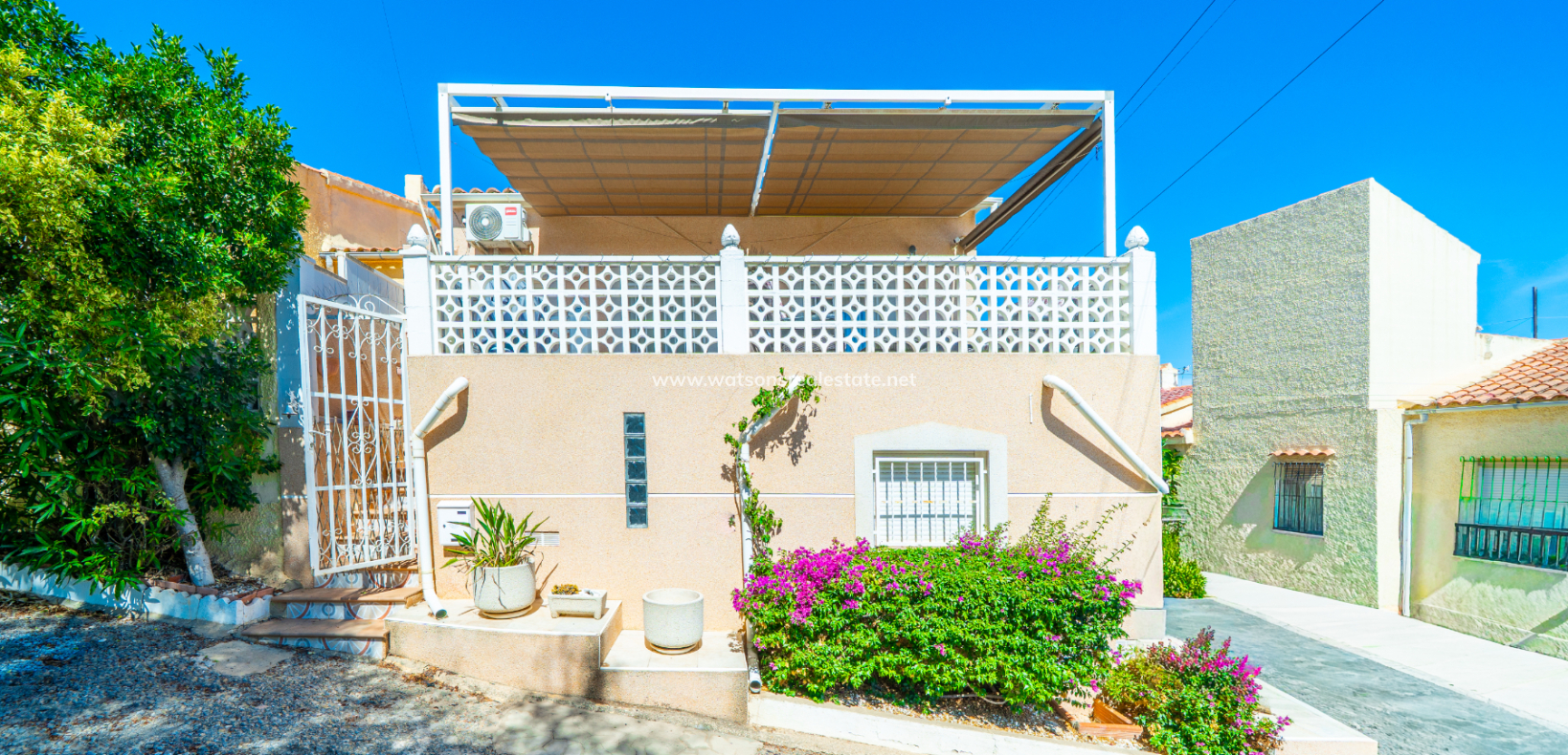 Resale - Reihenhaus - Urb. La Marina