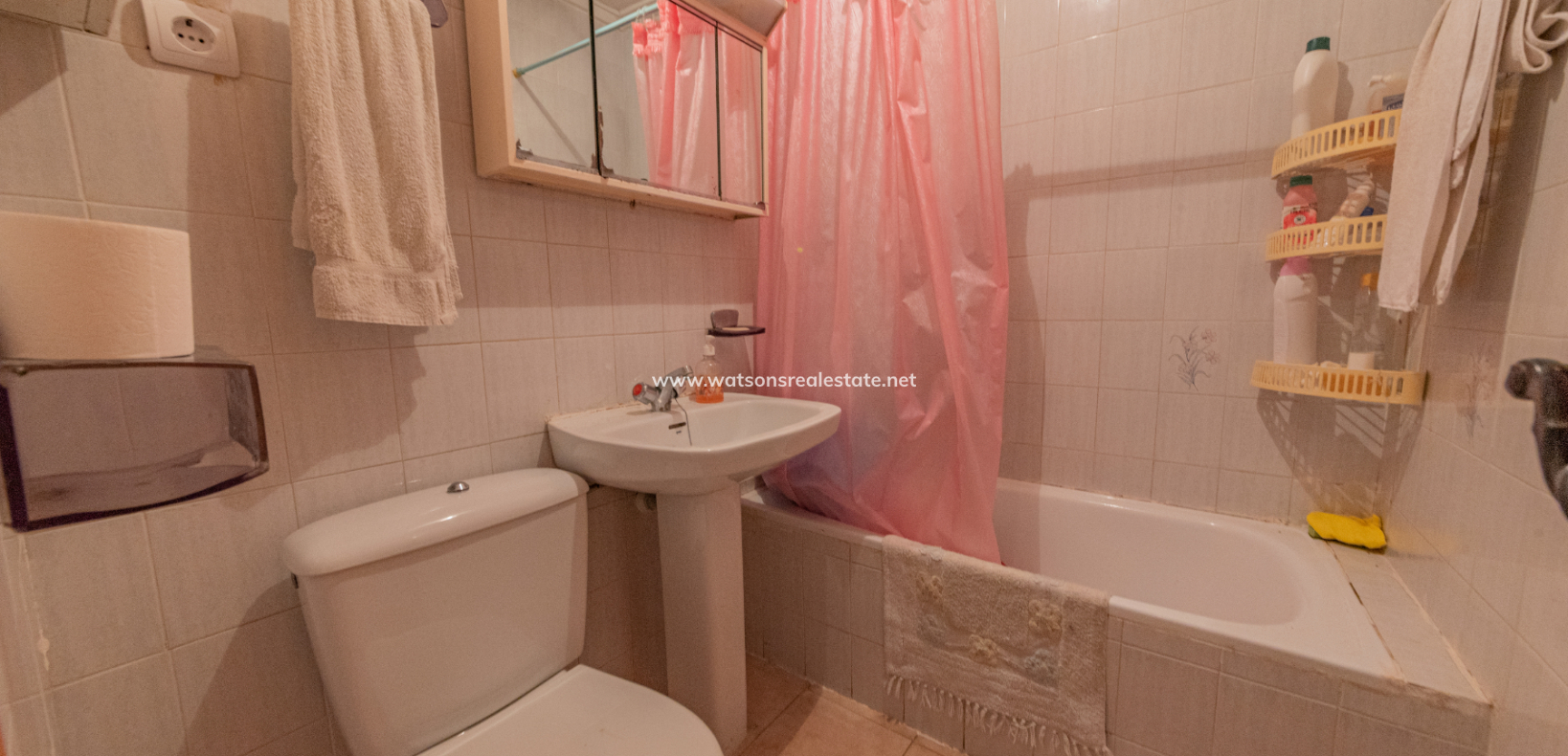 Resale - Reihenhaus - Urb. La Marina