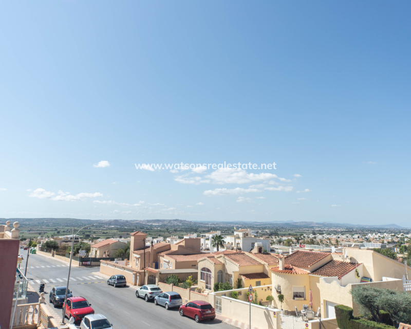 Resale - Reihenhaus - Urb. La Marina