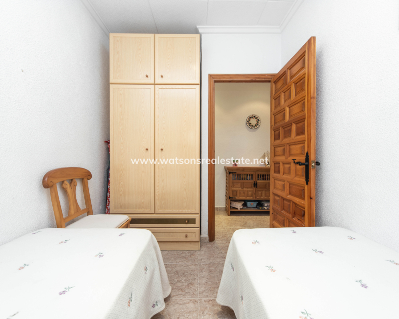 Resale - Reihenhaus - Urb. La Marina