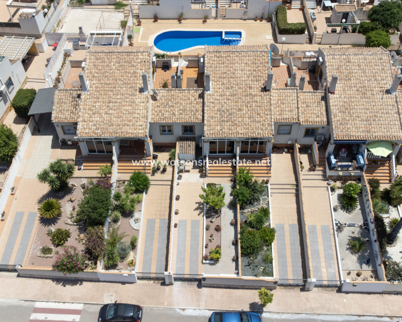 Resale - Reihenhaus - Urb. La Marina