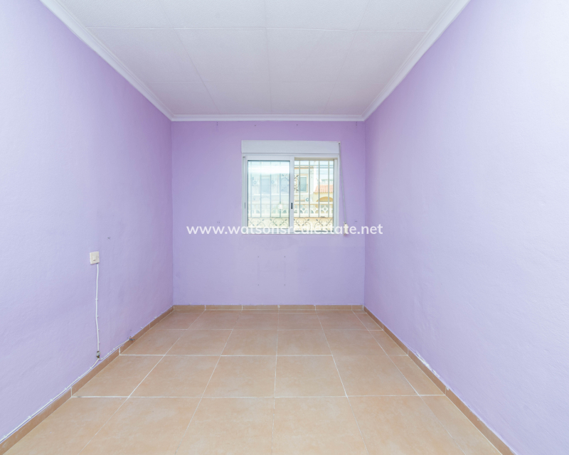 Resale - Reihenhaus - Urb. La Marina