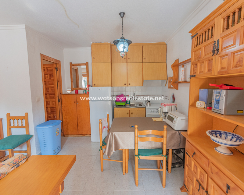 Resale - Reihenhaus - Urb. La Marina