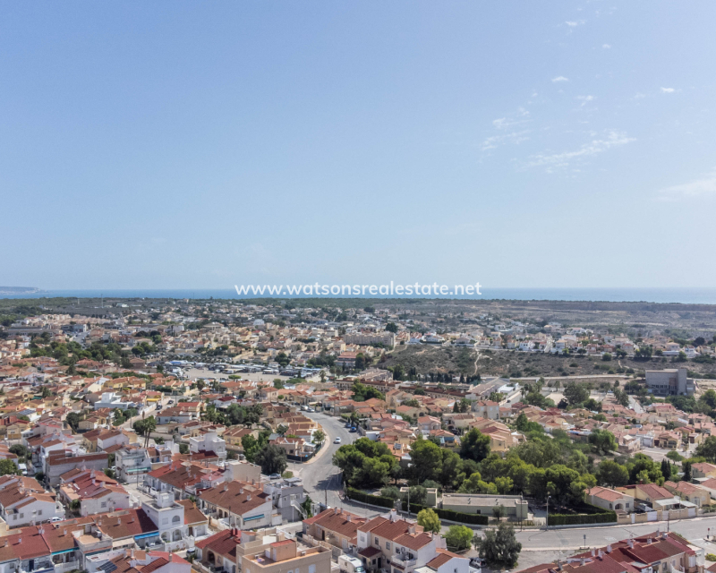 Resale - Reihenhaus - Urb. La Marina