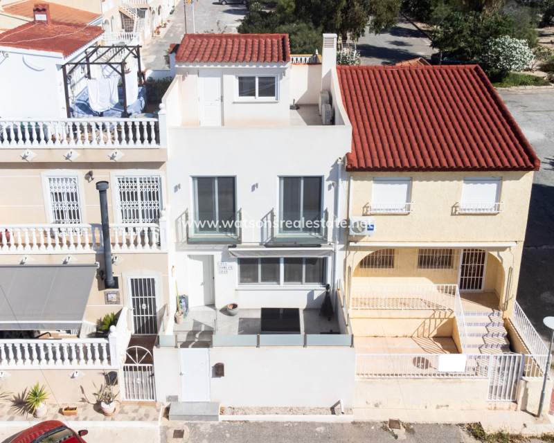 Resale - Reihenhaus - Urb. La Marina