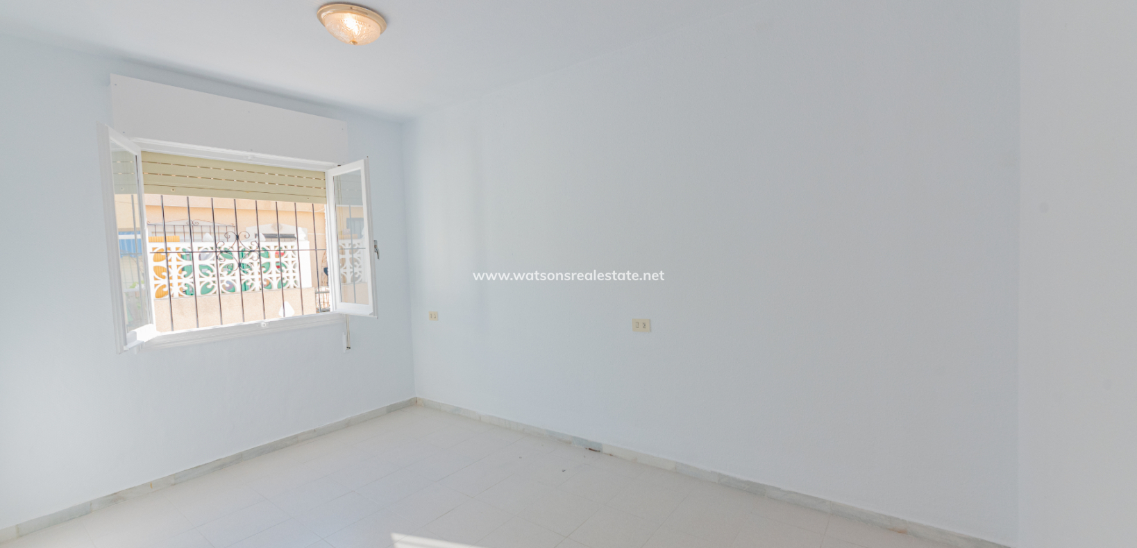 Resale - Reihenhaus - Urb. La Marina