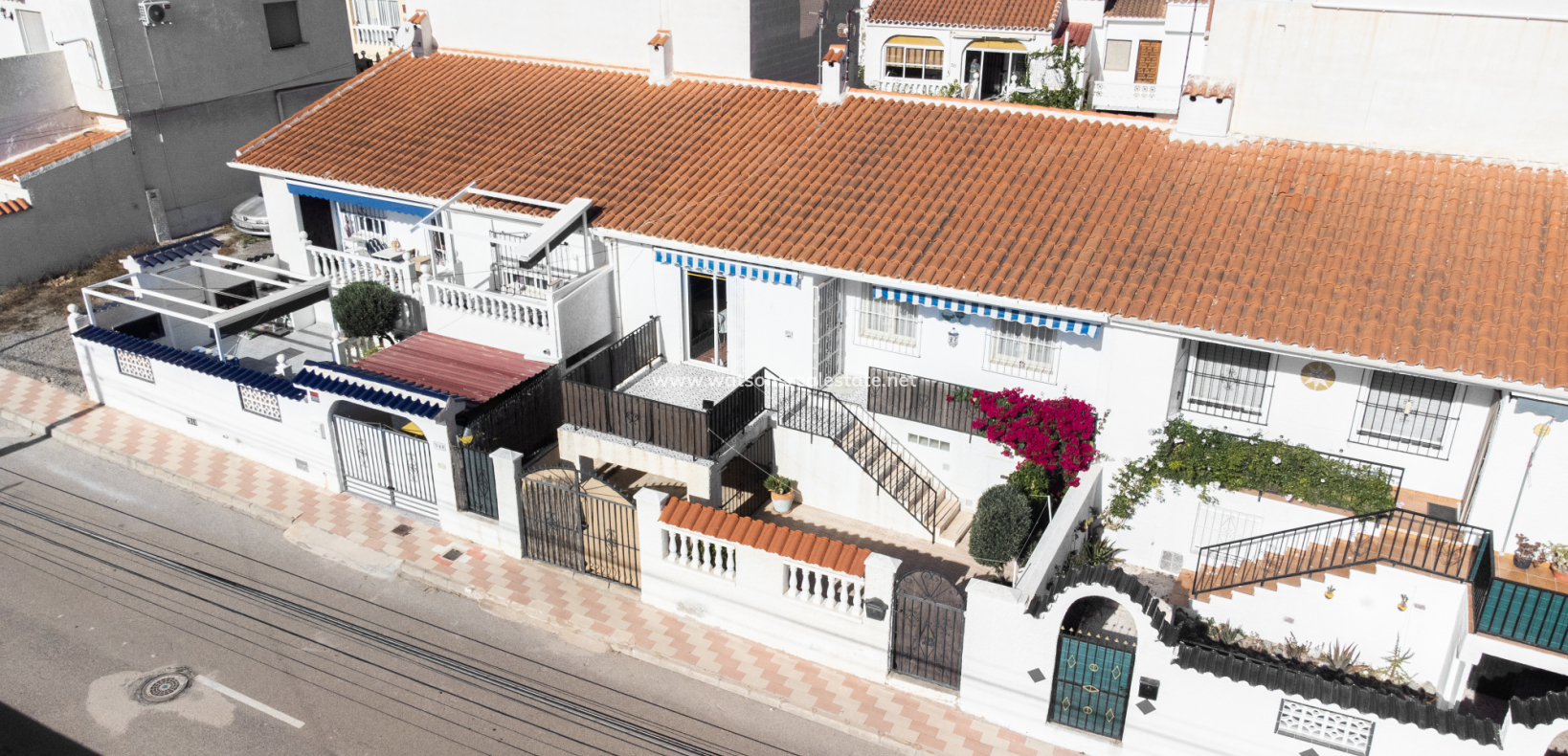 Resale - Reihenhaus - Urb. La Marina