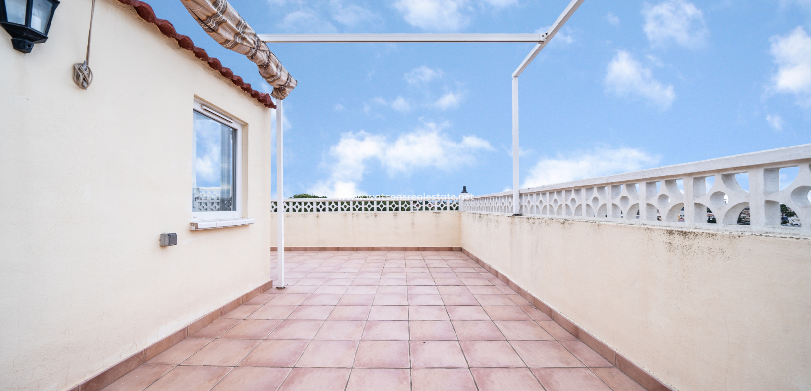 Resale - Reihenhaus - Urb. La Marina