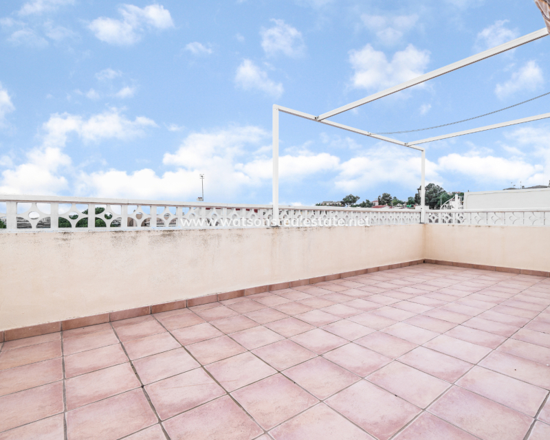 Resale - Reihenhaus - Urb. La Marina