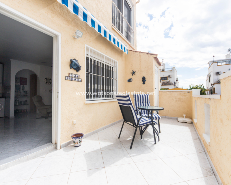 Resale - Reihenhaus - Urb. La Marina