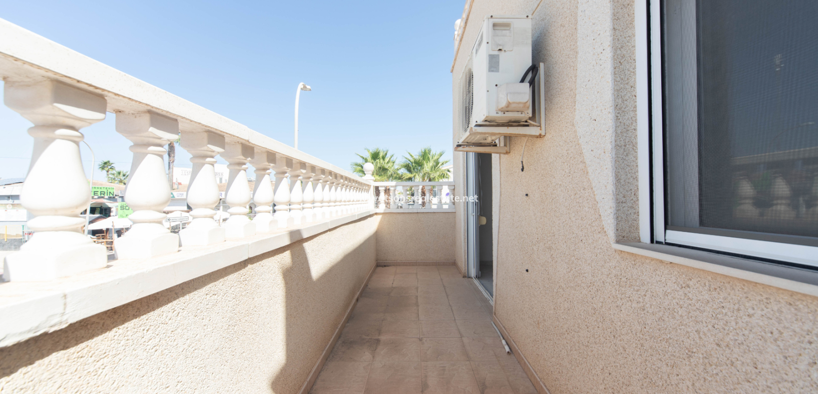 Resale - Reihenhaus - Urb. La Marina